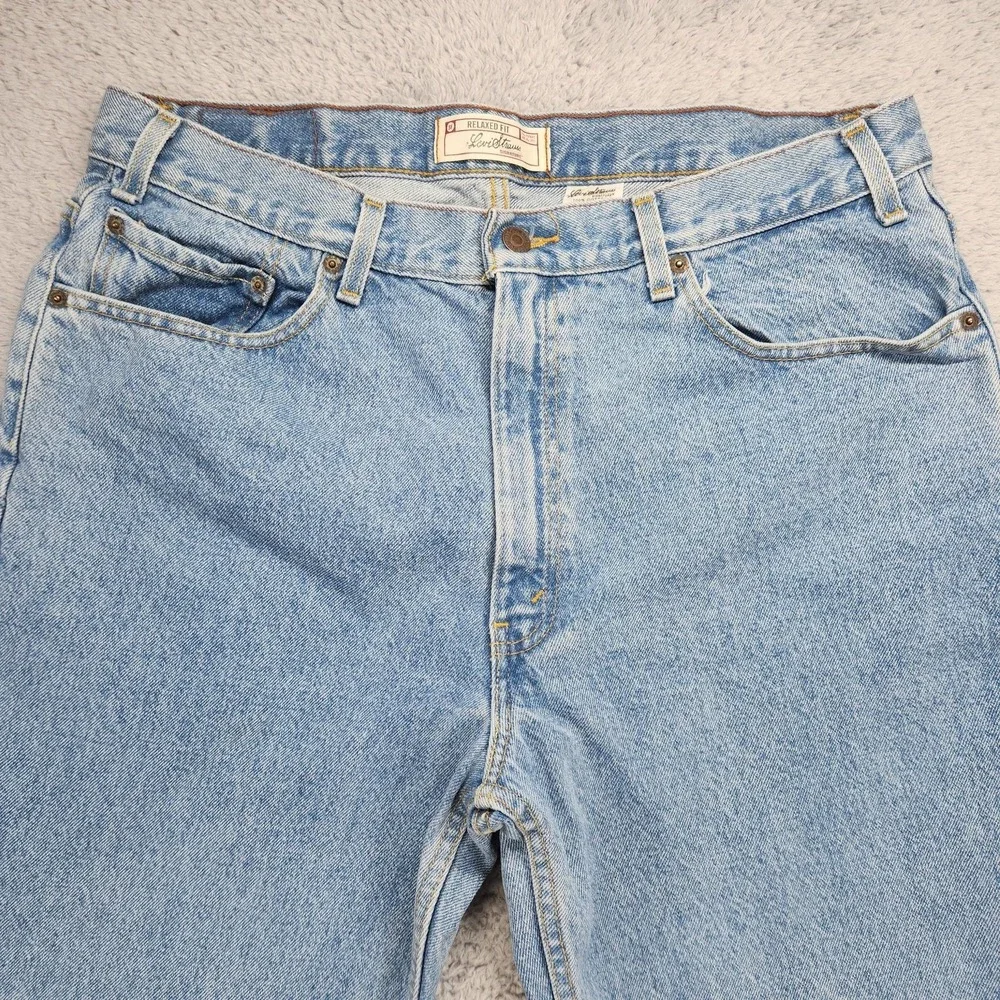 Levi Strauss Signature Jeans Mens 38x32 Light Wash Blue Relaxed Fit Denim Pants